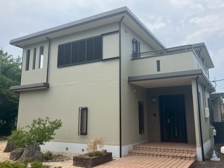 下関市M様邸　超低汚染塗料で明るい印象に仕上げた外壁塗装